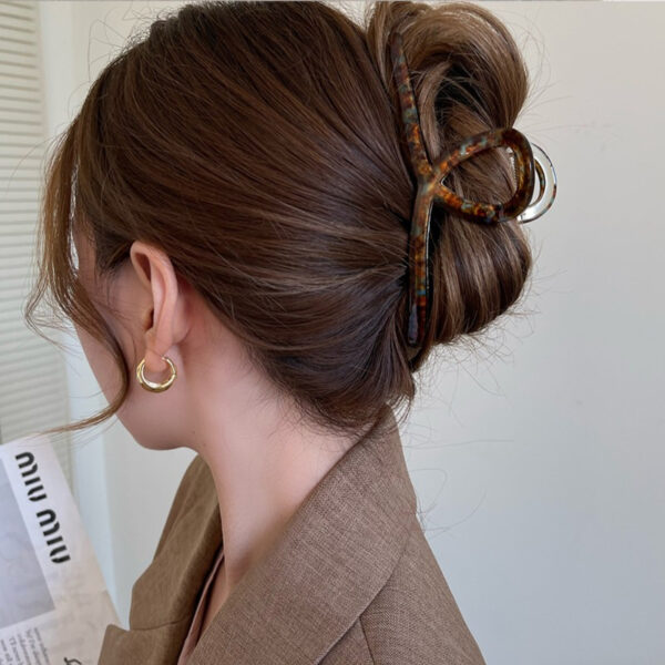 Retro French Simple Hair Clip Women