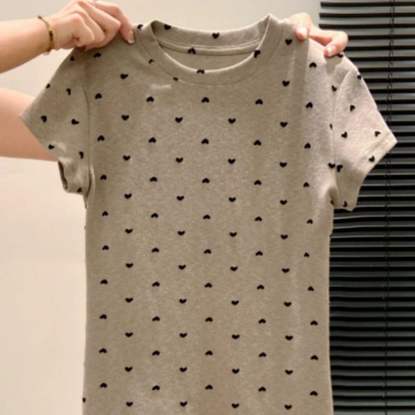 Slim-fit  Versatile Short T-shirt With Off-the-shoulder Design